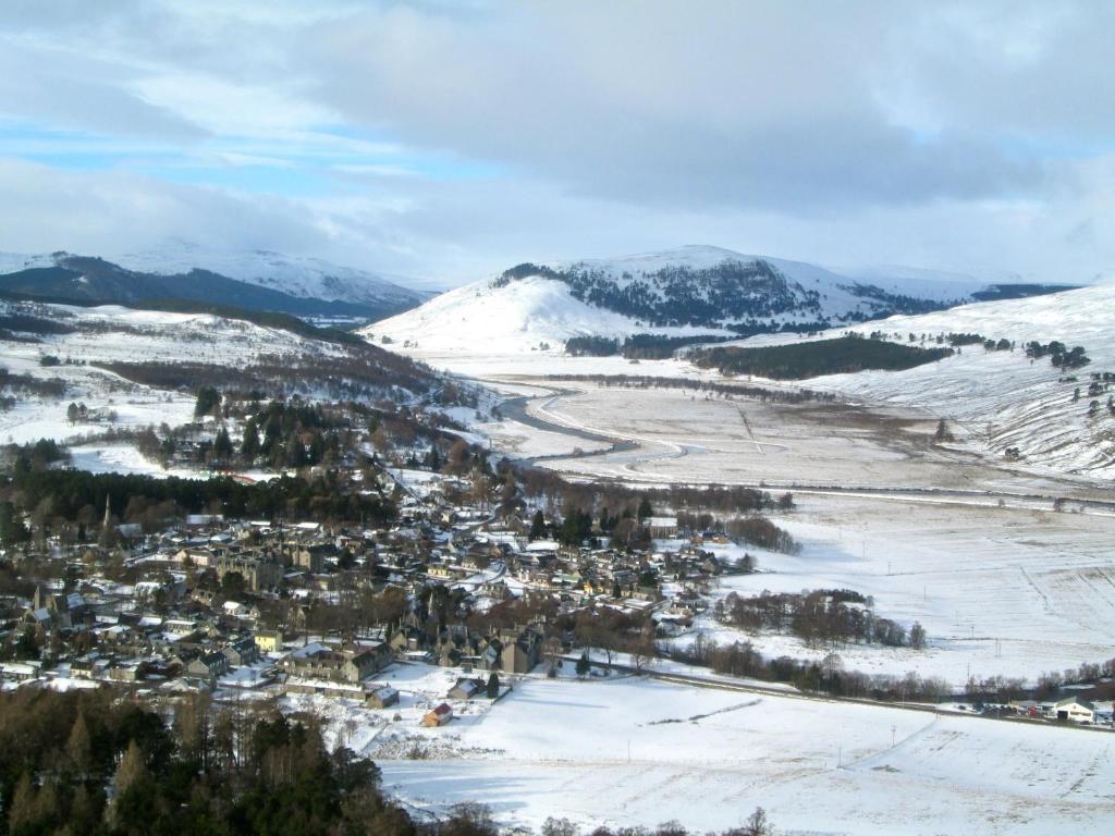 Braemar Youth Hostel Экстерьер фото